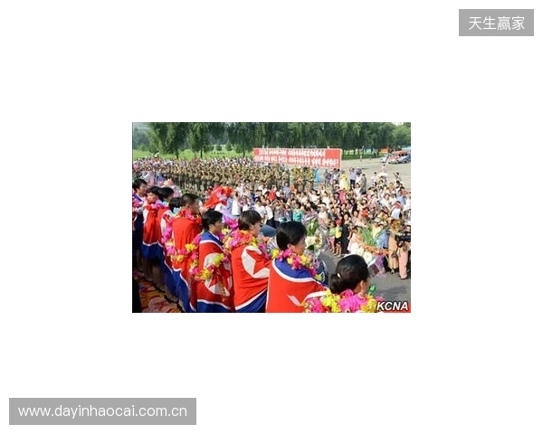 夺得湘超冠军!永州队球员乘坐花车回城,市民夹道欢迎